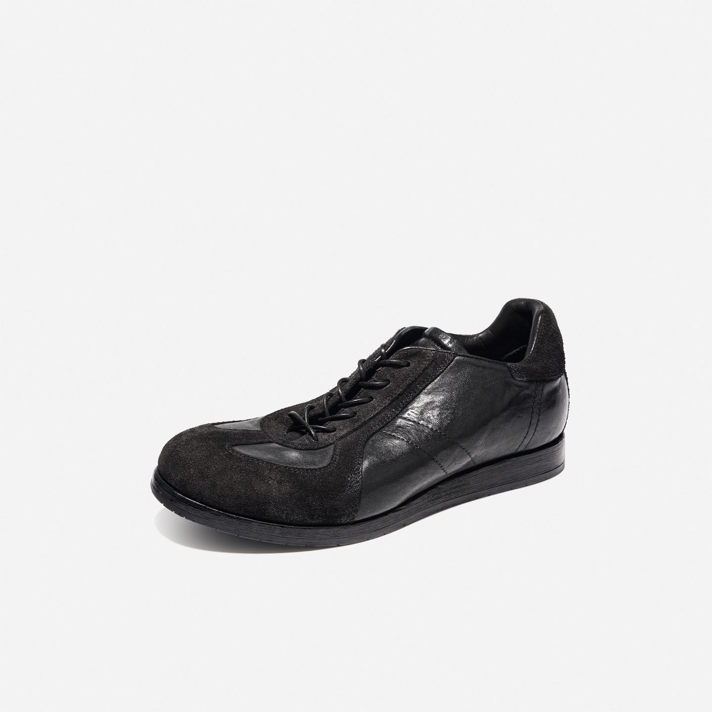 工厂直销 水洗马皮透气舒适德训鞋软底软面时尚百搭休闲女鞋