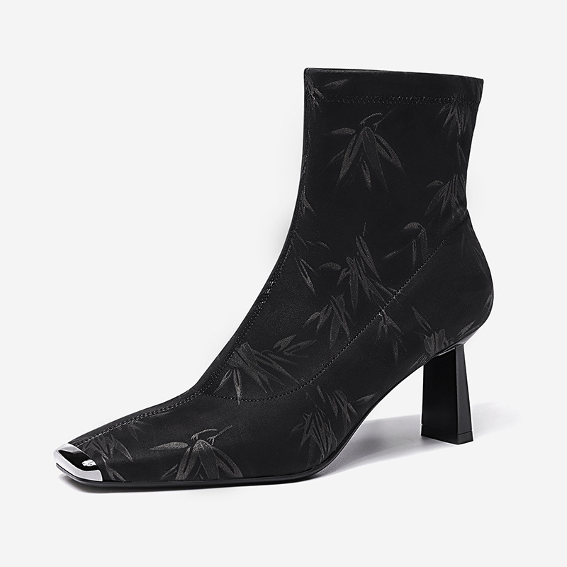 2025年秋冬季新款优雅时尚新中式方头时装靴女靴23D210S-02